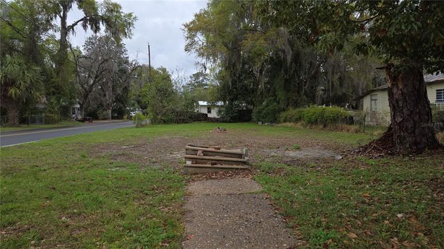 883 NE MAPLE LANE, Lake City, FL 32055