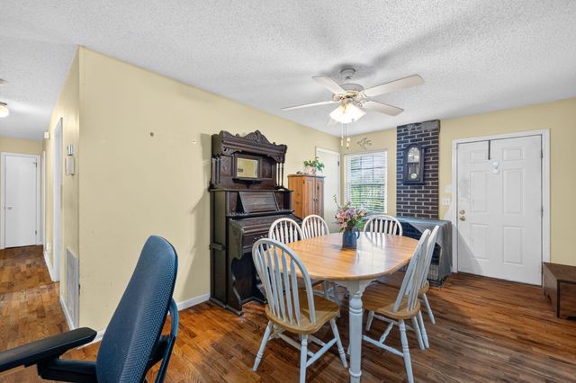 412 Sandalwood Drive, Hixson, TN 37343