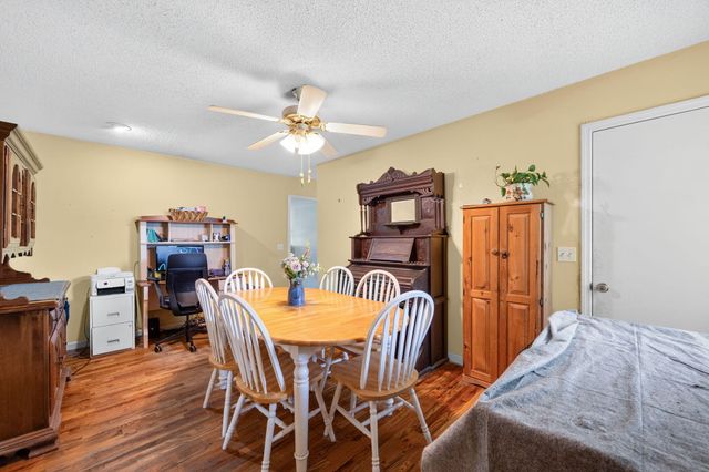 412 Sandalwood Drive, Hixson, TN 37343