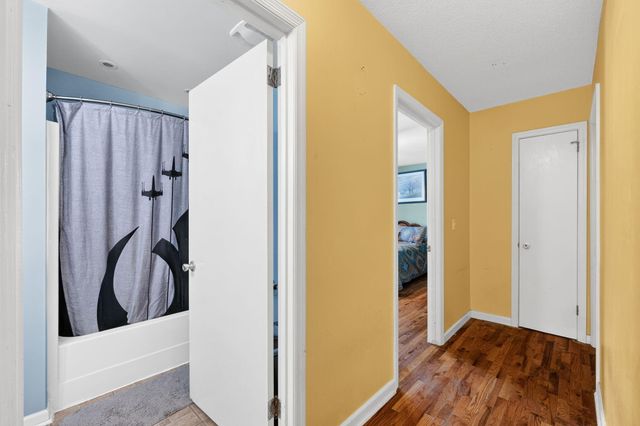 412 Sandalwood Drive, Hixson, TN 37343