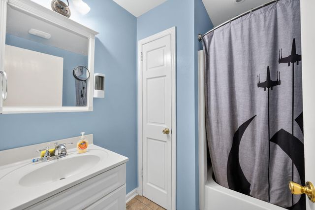 412 Sandalwood Drive, Hixson, TN 37343