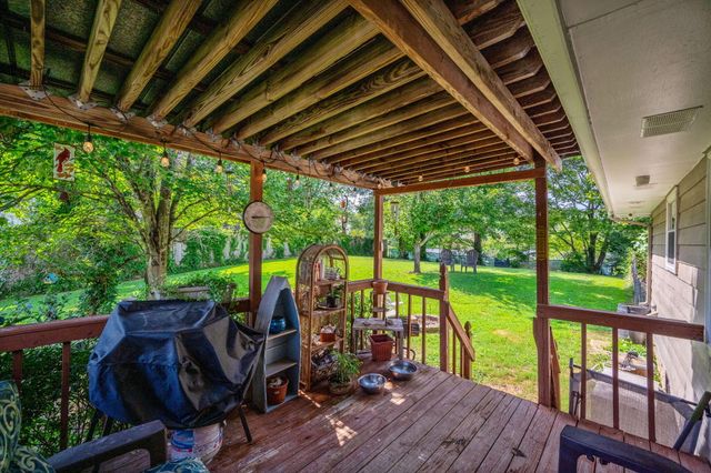 412 Sandalwood Drive, Hixson, TN 37343