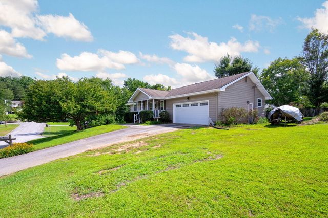412 Sandalwood Drive, Hixson, TN 37343