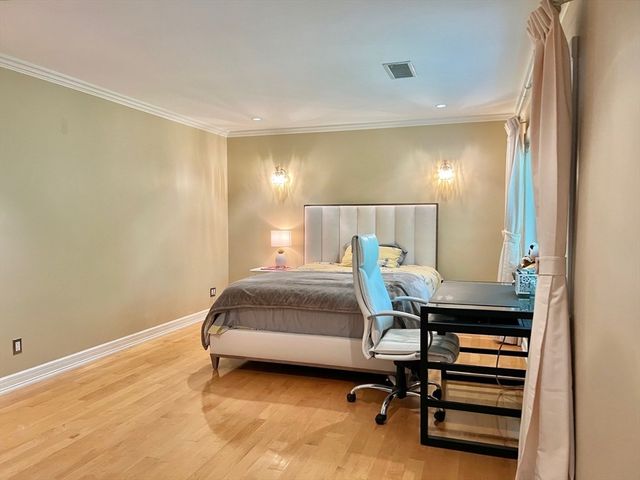 75 Lee Street, Brookline, MA 02445