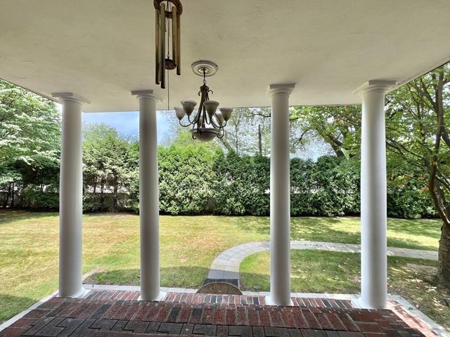 75 Lee Street, Brookline, MA 02445