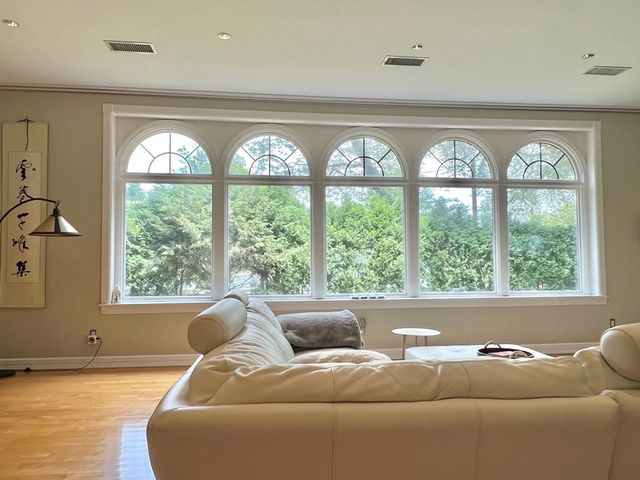 75 Lee Street, Brookline, MA 02445