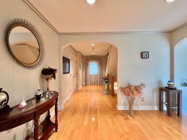 75 Lee Street, Brookline, MA 02445