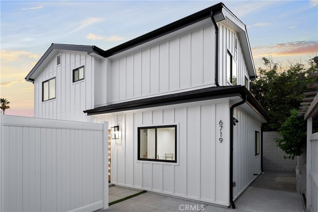 6719 Ben Ave, North Hollywood, CA 91606