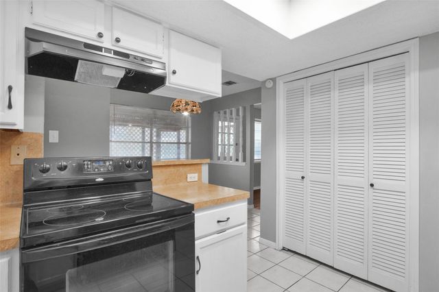 7003 Fox Knoll Lane, Humble, TX 77338