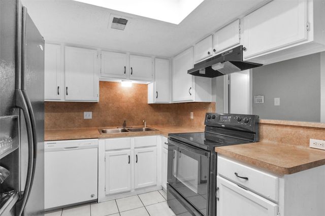 7003 Fox Knoll Lane, Humble, TX 77338