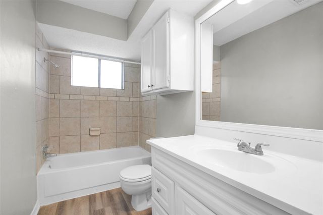 7003 Fox Knoll Lane, Humble, TX 77338