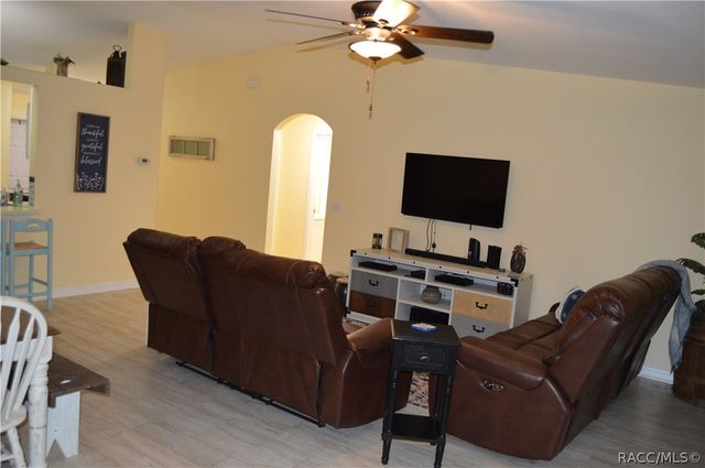 1835 W Citrus Springs Boulevard, Citrus Springs, FL 34434