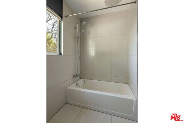 1512 N Boylston Street, Los Angeles, CA 90012