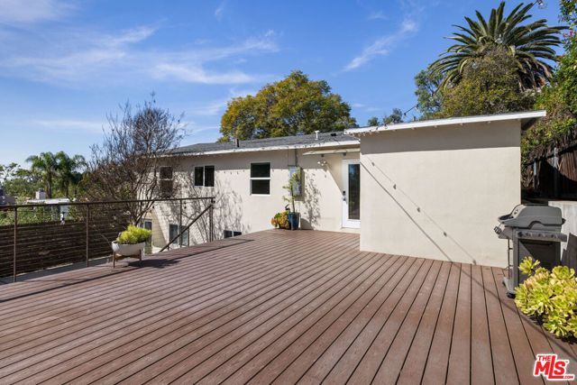 1512 N Boylston Street, Los Angeles, CA 90012