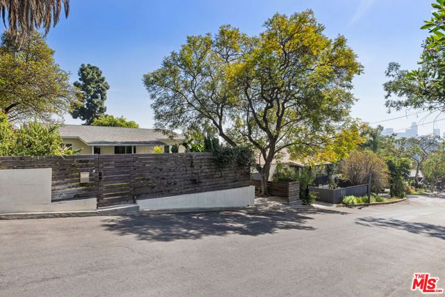 1512 N Boylston Street, Los Angeles, CA 90012