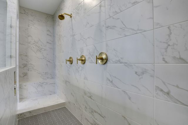 2502 Fountain Cove Lane, Missouri City, TX 77459