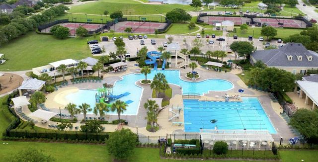 2502 Fountain Cove Lane, Missouri City, TX 77459