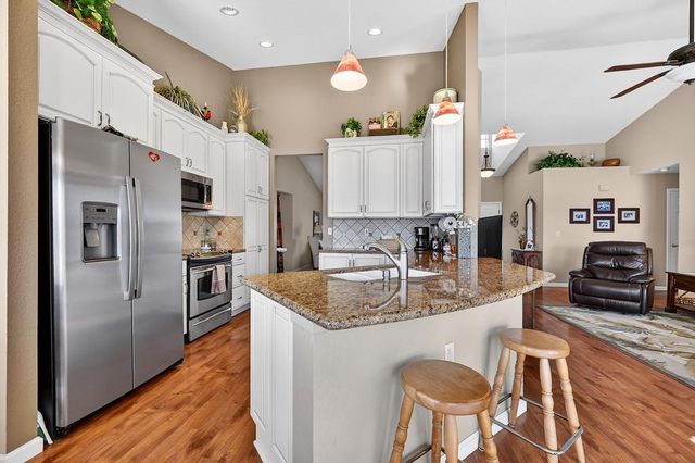 6108 Doubloon Ct, Elk Grove, CA 95758