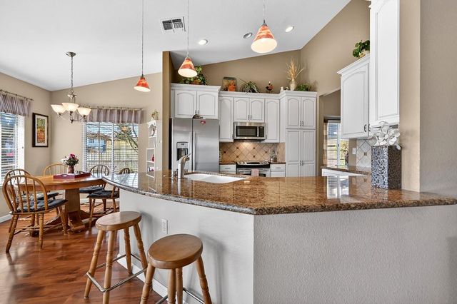 6108 Doubloon Ct, Elk Grove, CA 95758