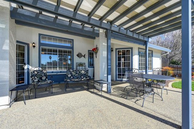 6108 Doubloon Ct, Elk Grove, CA 95758