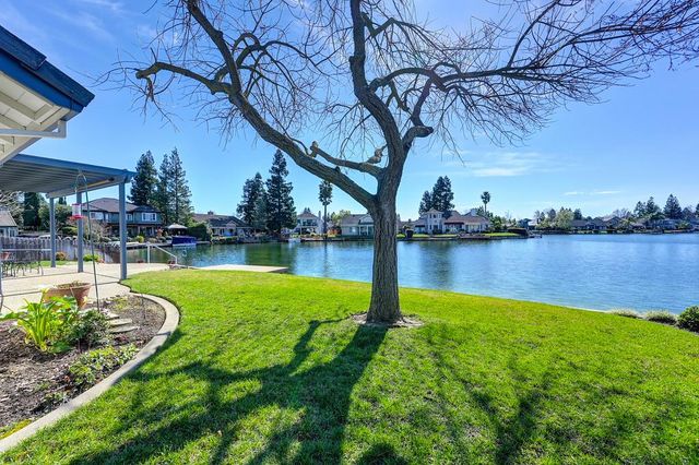 6108 Doubloon Ct, Elk Grove, CA 95758