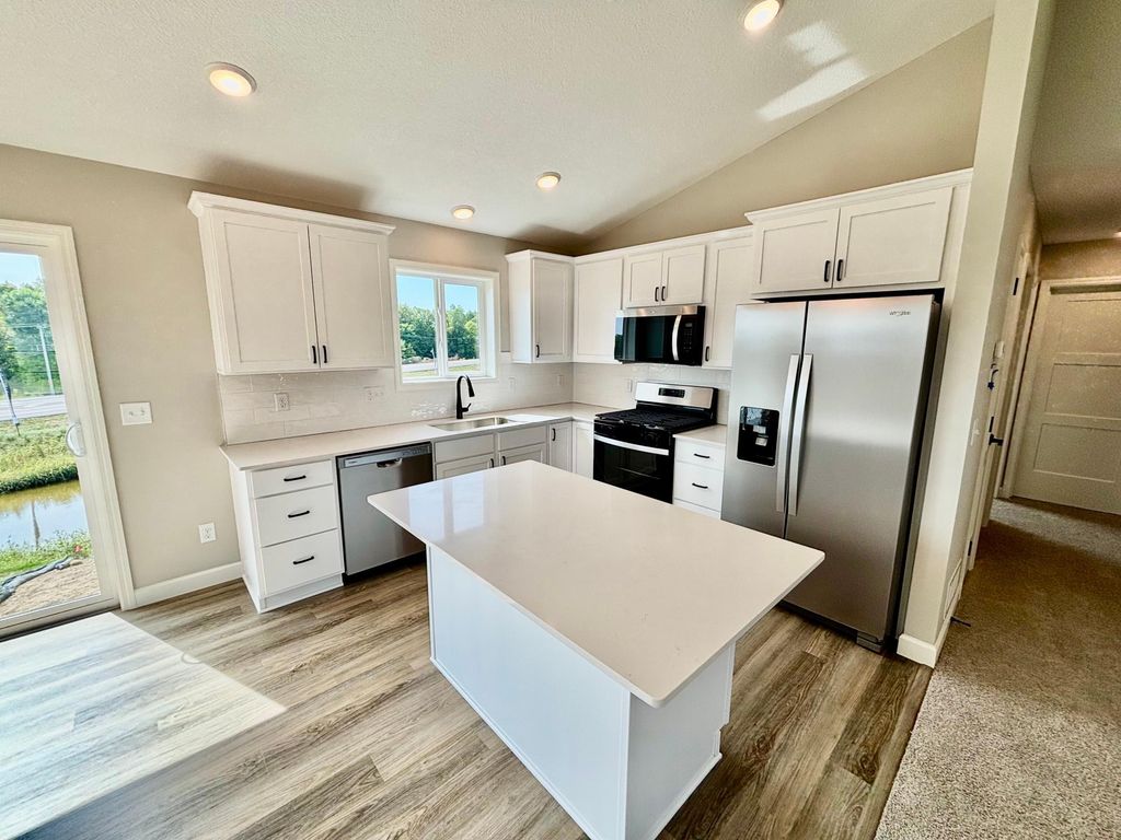 813 Walnut Grove Lane, Hanover, MN 55341 — photo 2