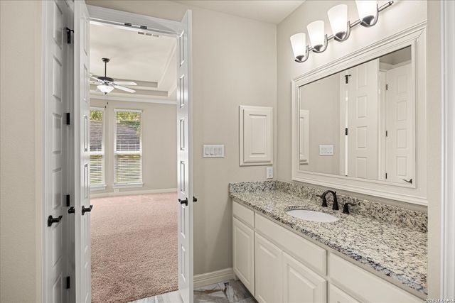 459 Knoll Springs, Boerne, TX 78006