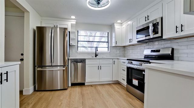 1223 56TH STREET W, Bradenton, FL 34209