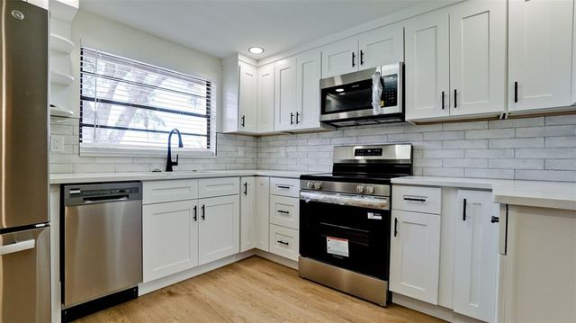 1223 56TH STREET W, Bradenton, FL 34209