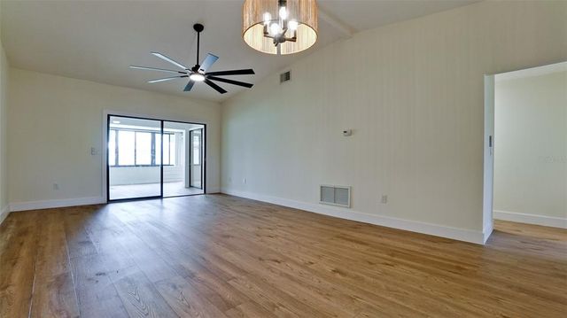 1223 56TH STREET W, Bradenton, FL 34209