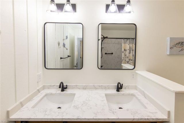 3421 Sandfiddler RD, Virginia Beach, VA 23456