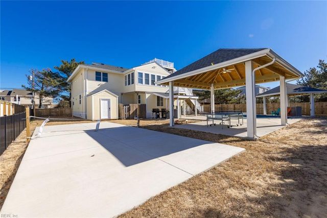 3421 Sandfiddler RD, Virginia Beach, VA 23456