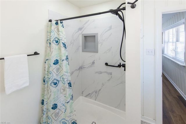 3421 Sandfiddler RD, Virginia Beach, VA 23456