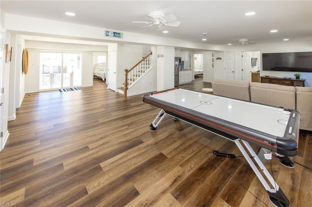 3421 Sandfiddler RD, Virginia Beach, VA 23456