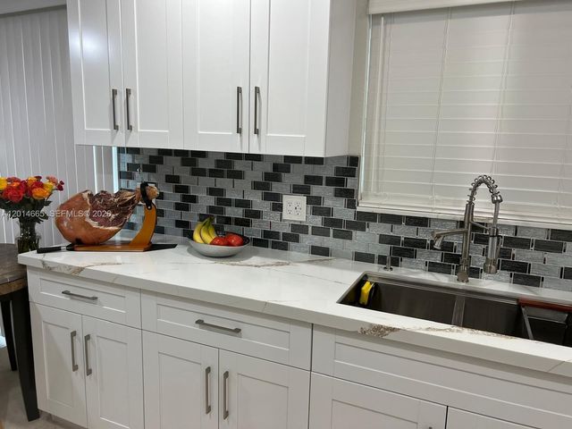 19500 SW 115th Ave, Miami, FL 33157