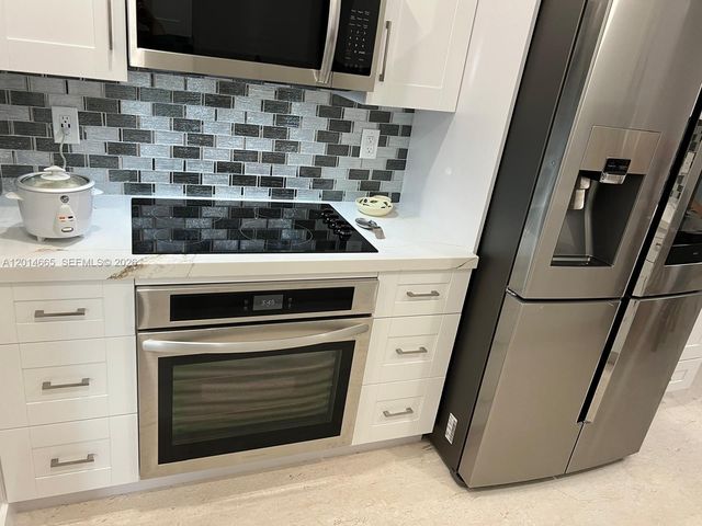 19500 SW 115th Ave, Miami, FL 33157