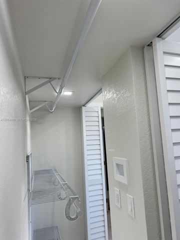 19500 SW 115th Ave, Miami, FL 33157