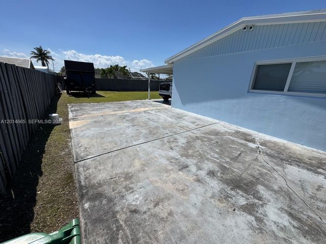 19500 SW 115th Ave, Miami, FL 33157