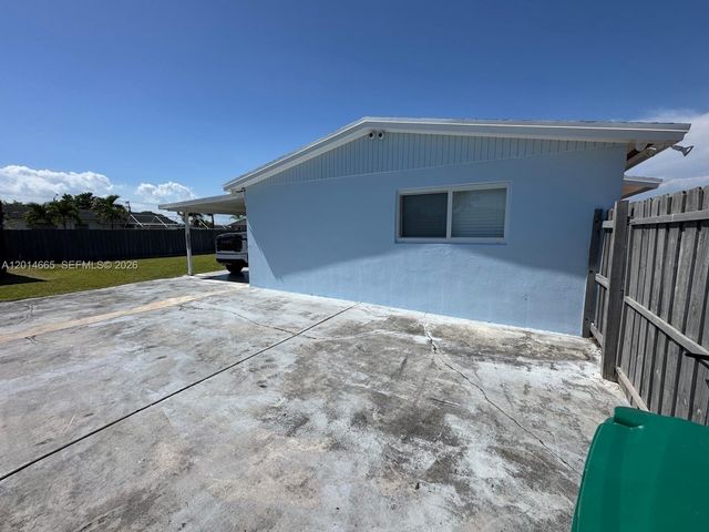 19500 SW 115th Ave, Miami, FL 33157