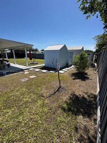 19500 SW 115th Ave, Miami, FL 33157