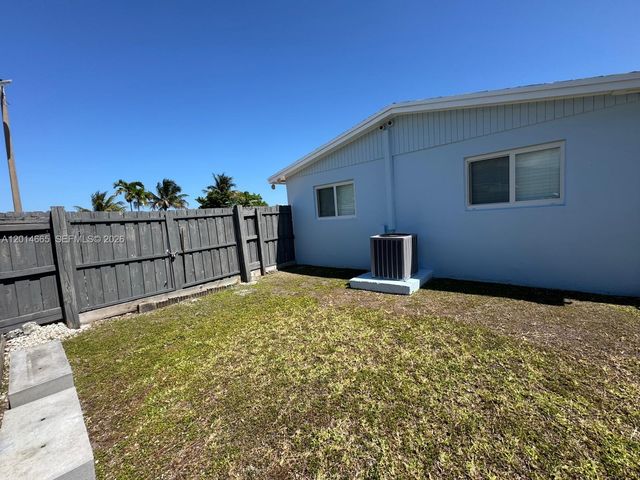 19500 SW 115th Ave, Miami, FL 33157