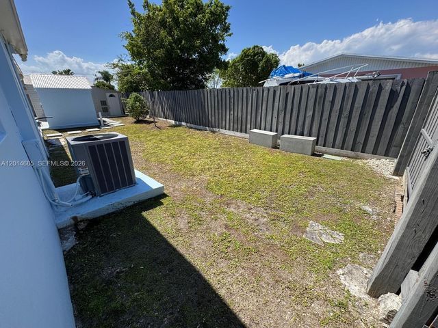 19500 SW 115th Ave, Miami, FL 33157