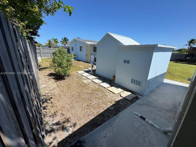 19500 SW 115th Ave, Miami, FL 33157
