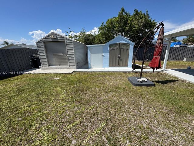 19500 SW 115th Ave, Miami, FL 33157