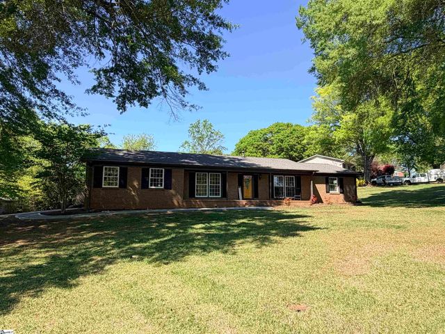 303 Robinall Drive, Easley, SC 29642