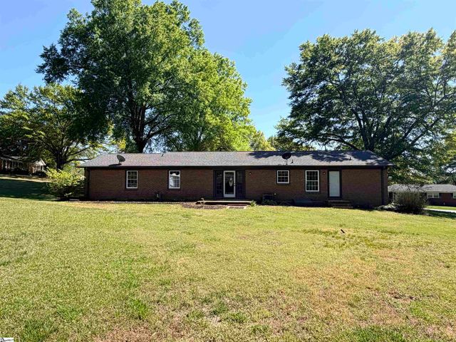 303 Robinall Drive, Easley, SC 29642