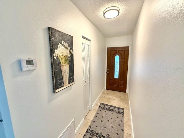 6945 ORKNEY AVENUE N, St Petersburg, FL 33709