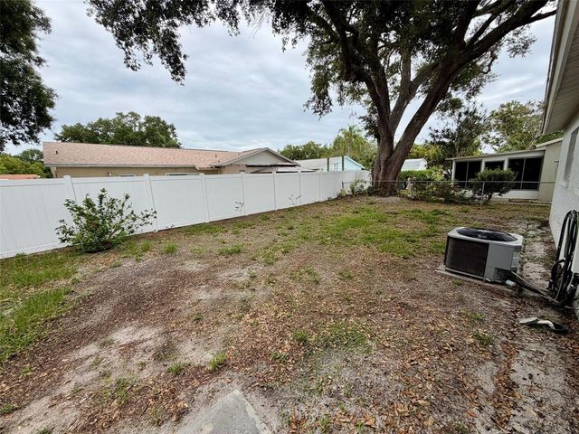 6945 ORKNEY AVENUE N, St Petersburg, FL 33709