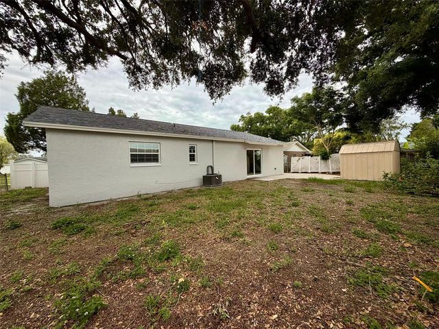 6945 ORKNEY AVENUE N, St Petersburg, FL 33709