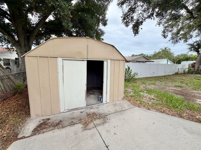 6945 ORKNEY AVENUE N, St Petersburg, FL 33709